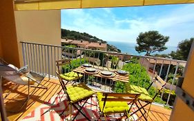 Appartement avec terrasse vue mer, proximité plage, place parking